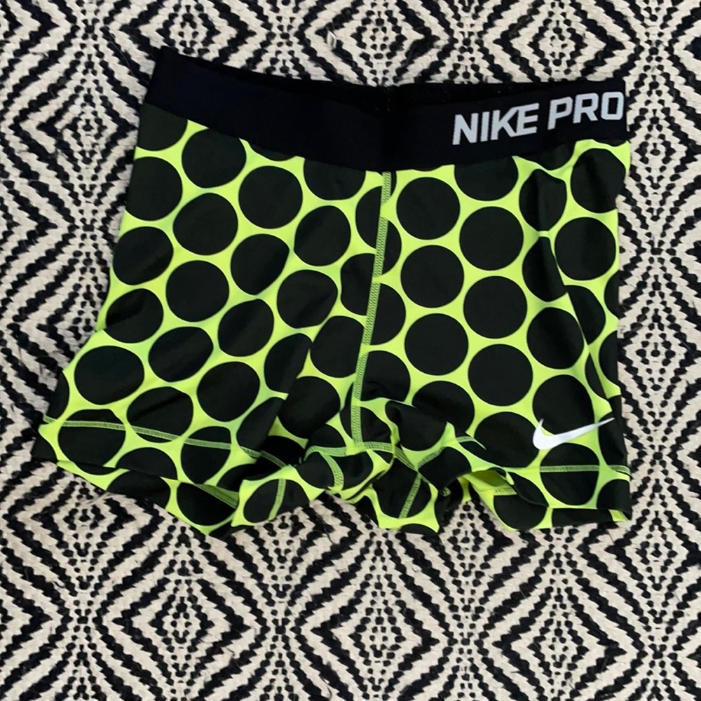 Hardly worn Nike pro shorts